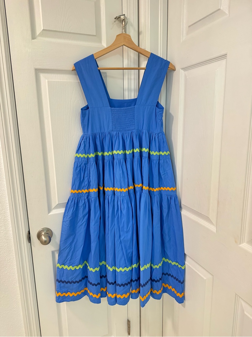 Anthropologie Helena Square-Neck Tiered Midi Dress Smocked Scallop size S blue - Picture 4 of 7